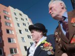 Правительство РФ в 2011 году выделит 10 млрд рублей на жилье ветеранам - Путин