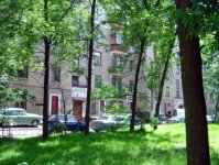Мэр Москвы подписал постановление об утверждении суммы средств на благоустройство дворов в столице в 2011 году