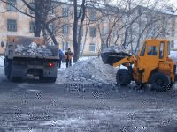 Все торговые сети Петербурга обяжут проверить кровли и очистить их от снега