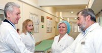В течение двух лет больницы ЗАО Москвы получат более 6 млрд рублей на оборудование и капремонт - Собянин