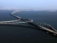 В Китае ввели в эксплуатацию самый длинный в мире мост через морскую акваторию