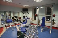 К 2012 году в Москве появятся три фитнес-центра с катками и тренажерами