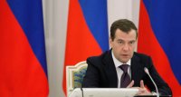 Медведев подписал закон о создании жилищного спецфонда для детей-сирот