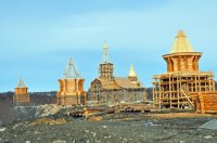 В 2013 году планируется завершить строительство Трифонов-Печенгского монастыря – самого северного в России