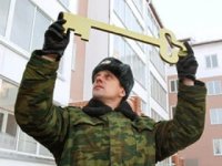 До 2013 года большая часть военных-очередников получит жилье - Сердюков
