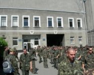 До 100 тыс военнослужащих нуждаются в жилье - уполномоченный по правам человека в РФ