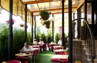 В 2012 году в Москве было открыто на 40% больше летних кафе