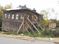 Власти ХМАО направят 5 млрд рублей расселение всего аварийного жилья