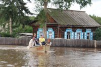Жилье пострадавшим от наводнения в ДФО должны предоставить в течение года - полпред